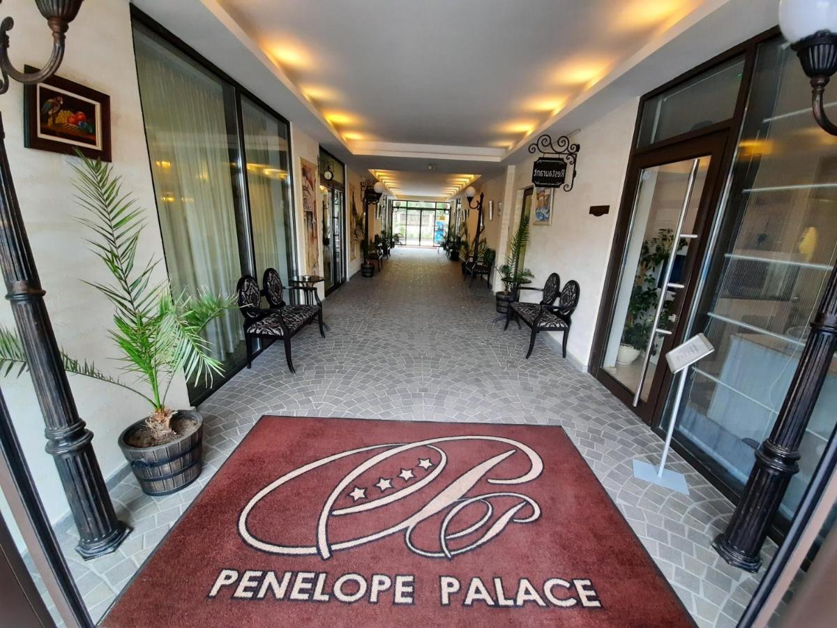Private Super Apartments By Sea In Apart Hotel ! Pomorie Bagian luar foto