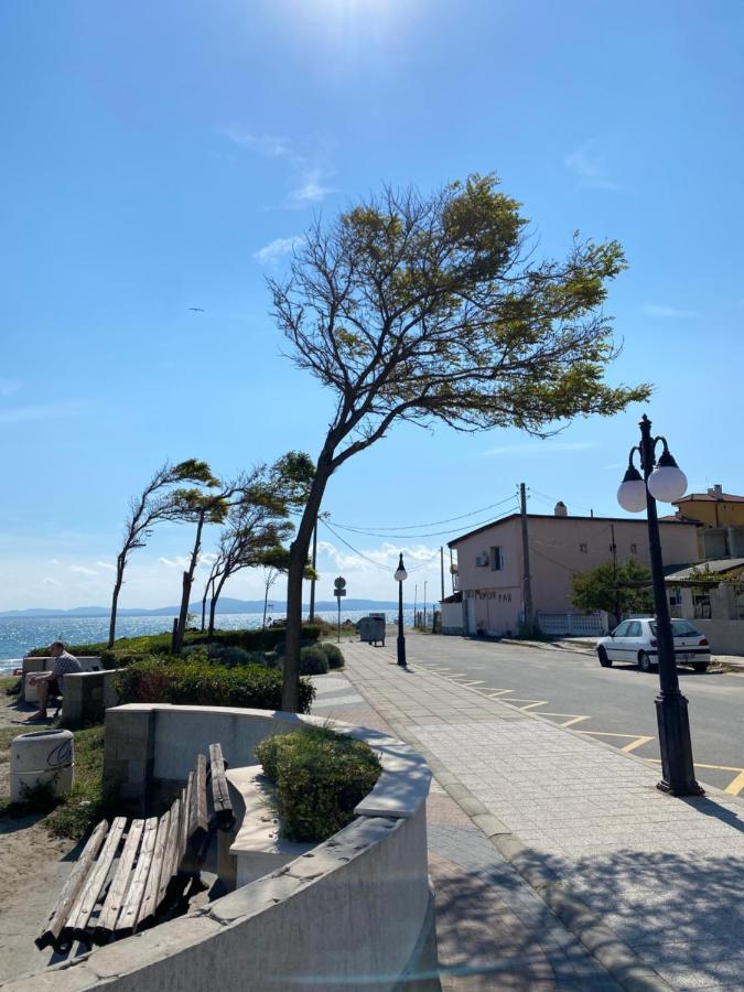 Private Super Apartments By Sea In Apart Hotel ! Pomorie Bagian luar foto