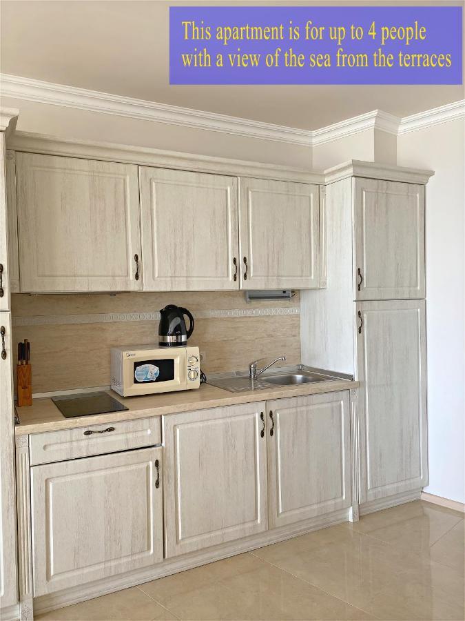 Private Super Apartments By Sea In Apart Hotel ! Pomorie Bagian luar foto